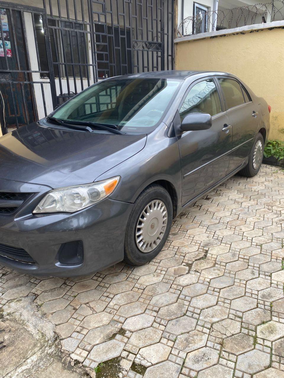 2011 Toyota Corolla โ photo 1